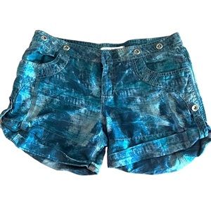 Never Worn Free People Dark Green Blue Tie-Dye Design Short Shorts - Size‎ 2